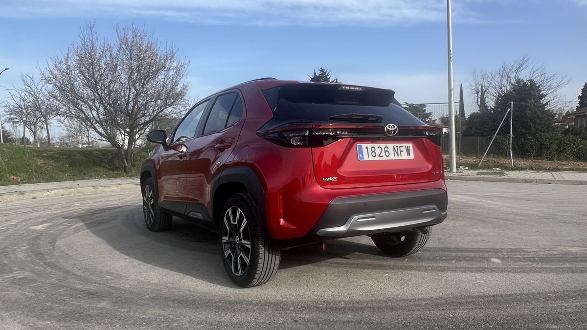 El maletero roza los 400 litros de capacidad en las versiones de tracción delantera y baja a 320 en la 4x4.