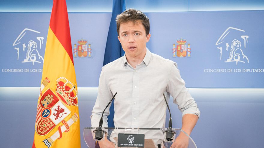 Archivo - El líder de Más País, Íñigo Errejón, ofrece una rueda de prensa en el Congreso de los Diputados