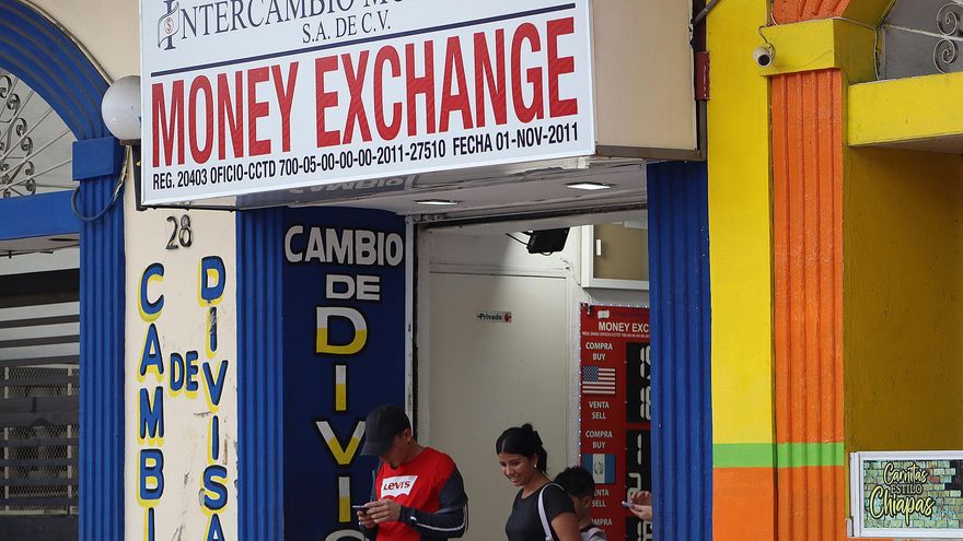 La ola migratoria en la frontera sur de México participa del récord de remesas del país