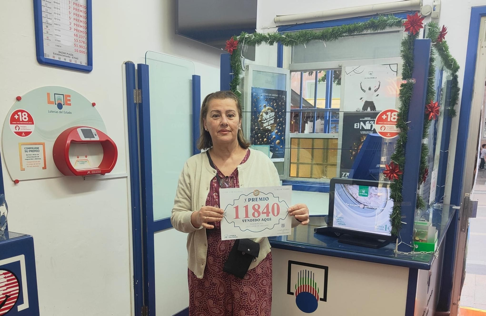 El Bazar Plaza de Los Llanos de Aridane vendió parte del tercer premio. ADMINISTRACIÓN BAZAR PLAZA