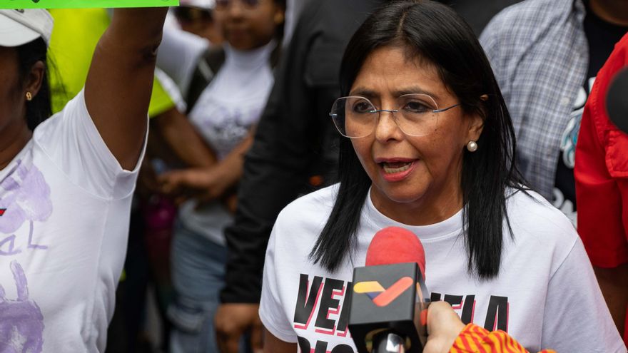 Venezuela exige información sobre migrantes deportados desde Estados Unidos a El Salvador