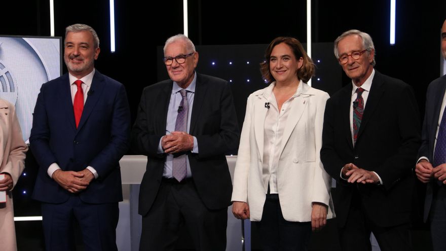 Las encuestas dibujan aún un empate de Collboni, Colau y Trias por el primer puesto en Barcelona