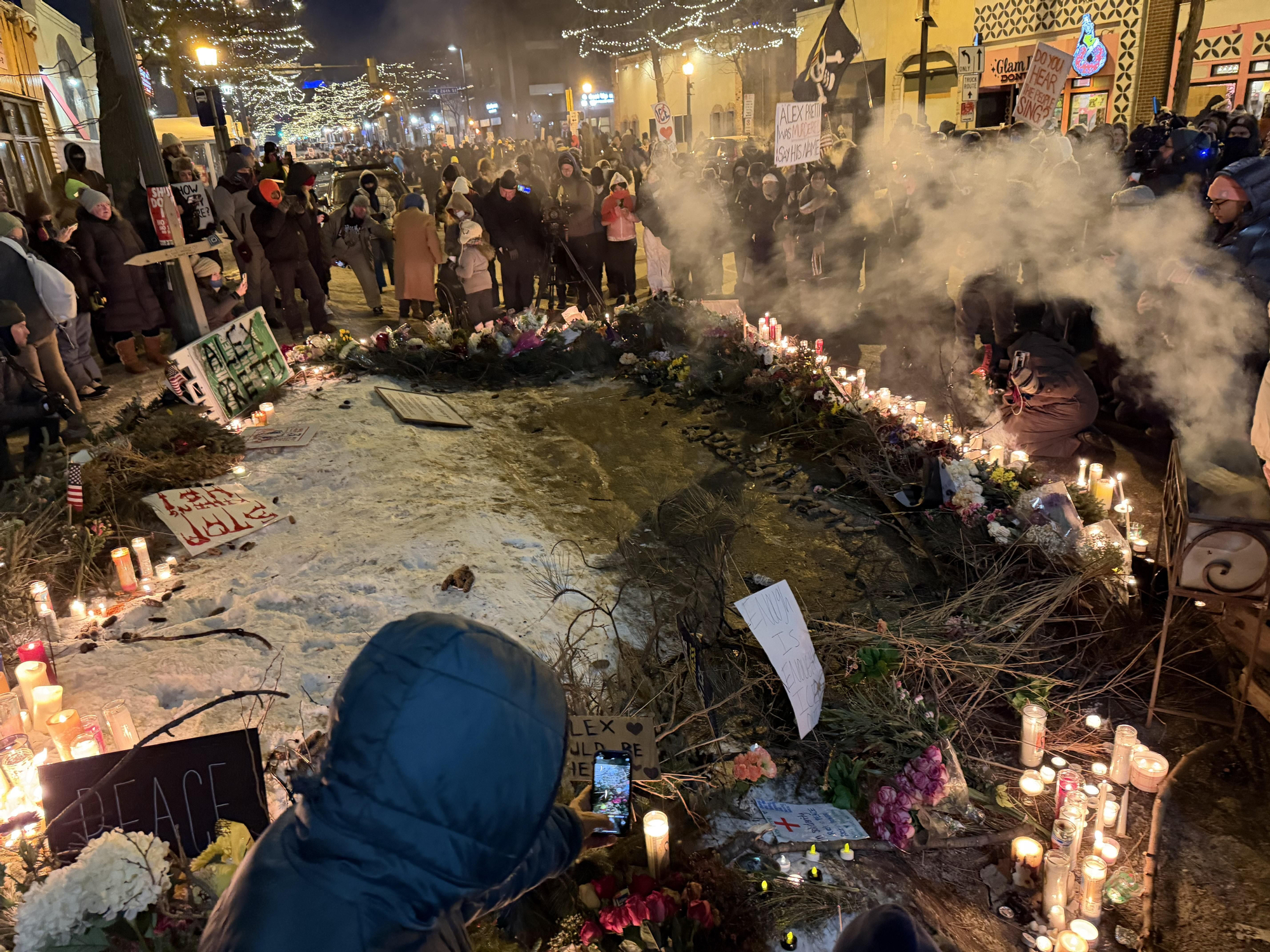 Vigilia por Alex Pretti, en Minneapolis, el 24 de enero de 2026.
