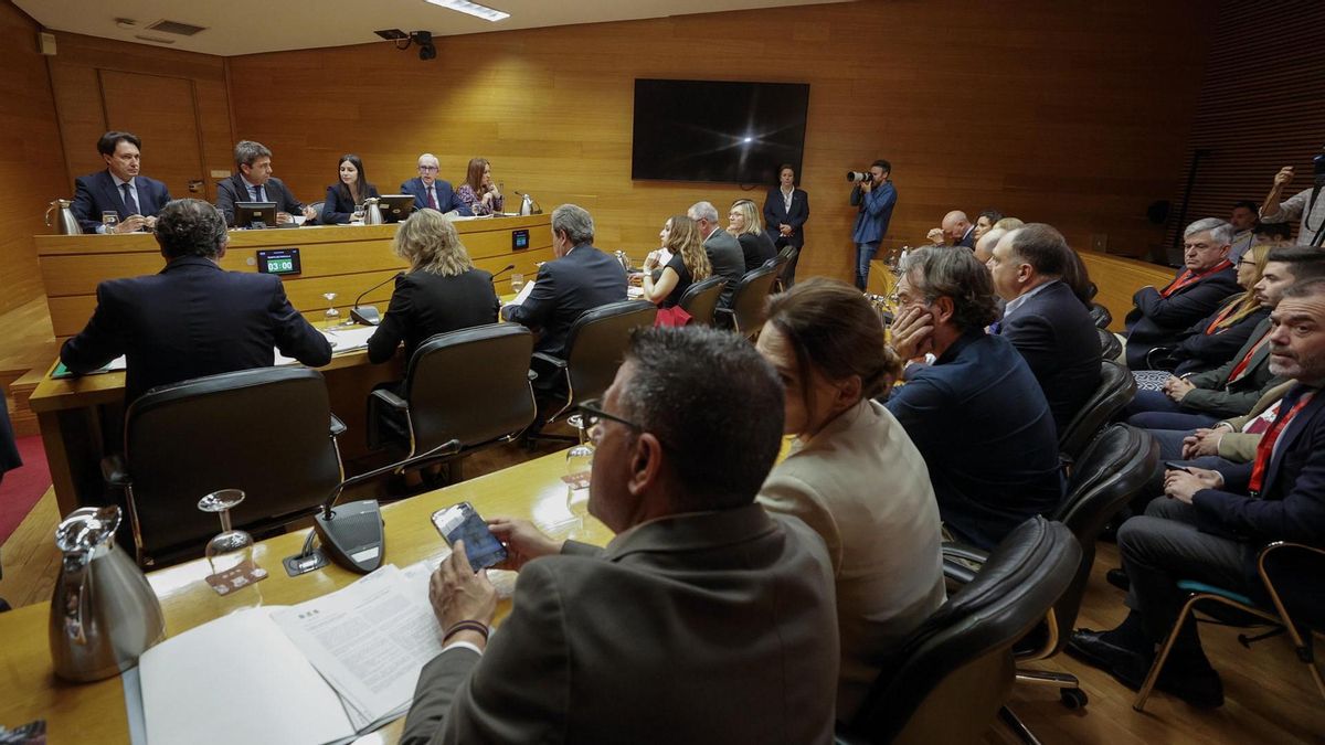 Les Corts Valencianes enterren la seua comissió de la dana mentres la jutgessa, el Congrés i Senat continuen investigant