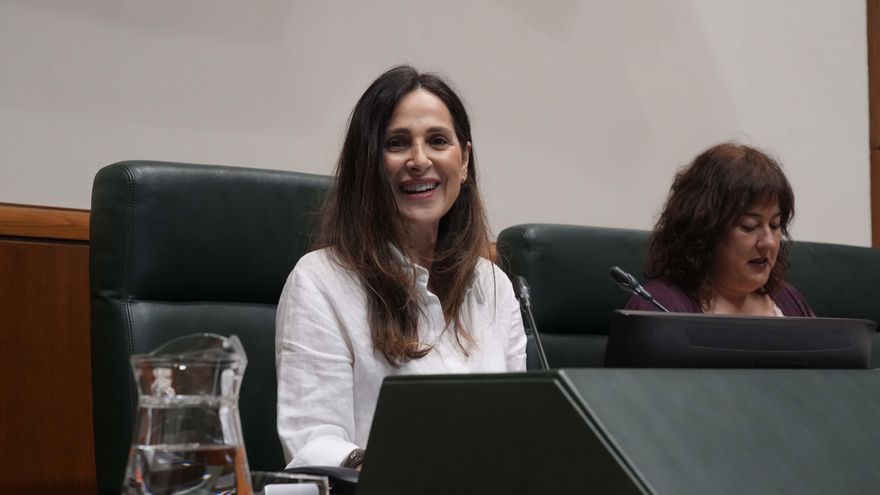 PNV y PSE-EE quieren adelantar trabajo en verano con su ley para una "autopista" para grandes proyectos