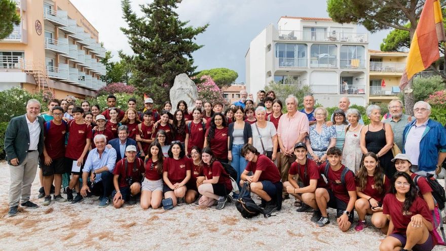 Cuarenta jóvenes recorren los pasos del exilio republicano y civil por Navarra, Cataluña y Francia