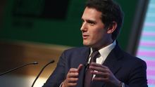 Rivera pide al Gobierno que no "perpetúe el estado de alarma" y evita criticar el giro estratégico de Inés Arrimadas