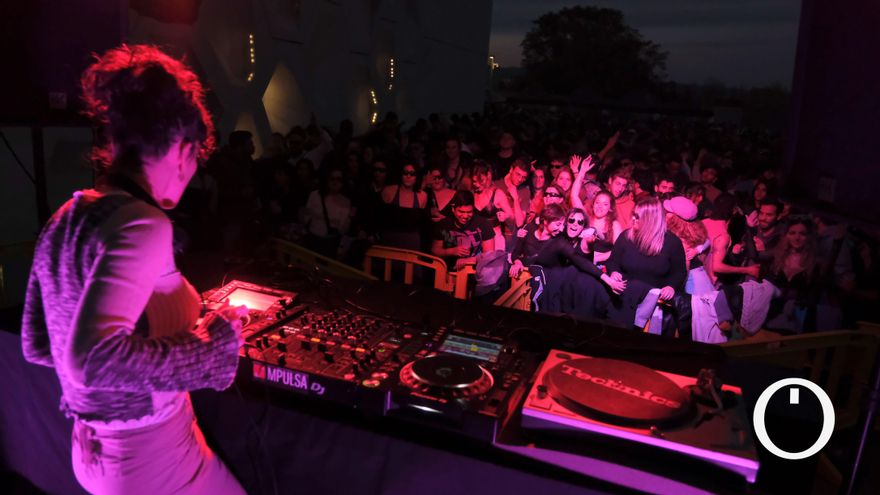 Electrolunch llega en su versión XXL a la Axerquía y con Cora Novoa como cabeza de cartel