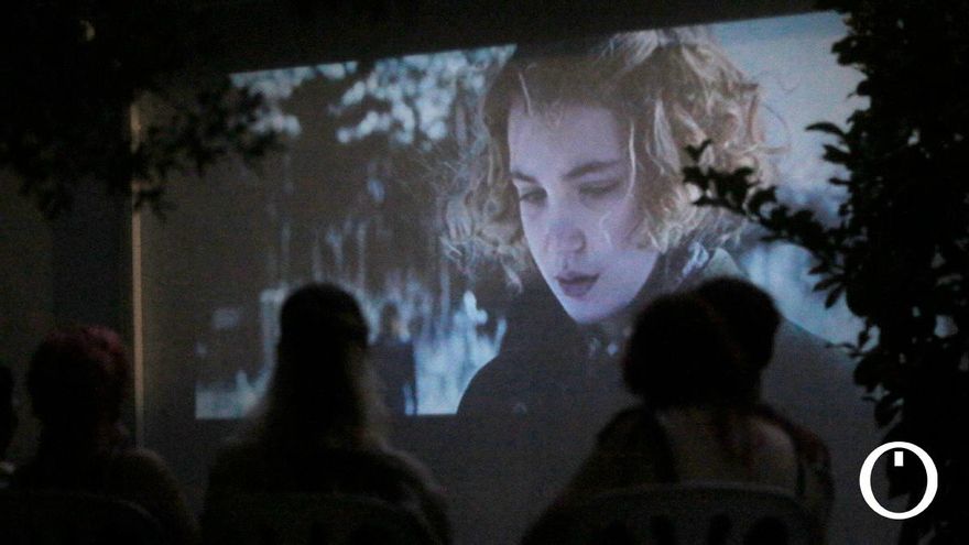 Cine de barrio para fomentar la convivencia vecinal con cultura en verano