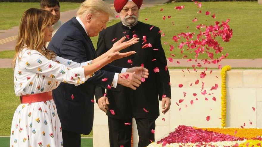 El presidente indio recibe a Trump en Nueva Delhi en segundo día de vista