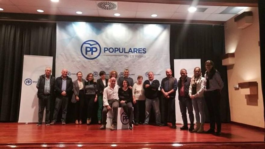 El PP de El Paso recuerda que los damnificados llevan 4 meses esperando por las Casas de los Maestros