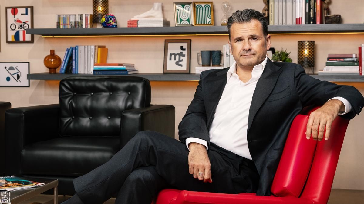 Iñaki López en una de las estancias del nuevo plató de 'Más Vale Tarde' estrenado en septiembre de 2026