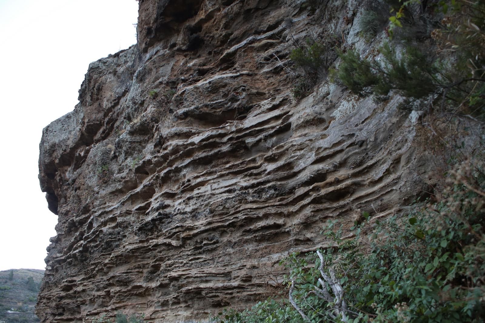 Capas de sedimentos en Barranco Hondo (ALEJANDRO RAMOS)
