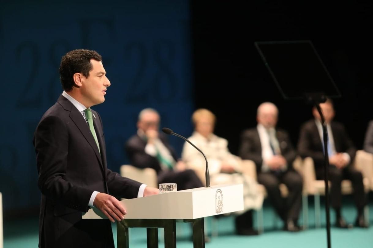 Moreno anima a defender los valores del 28-F para no retroceder: "No es una historia antigua"