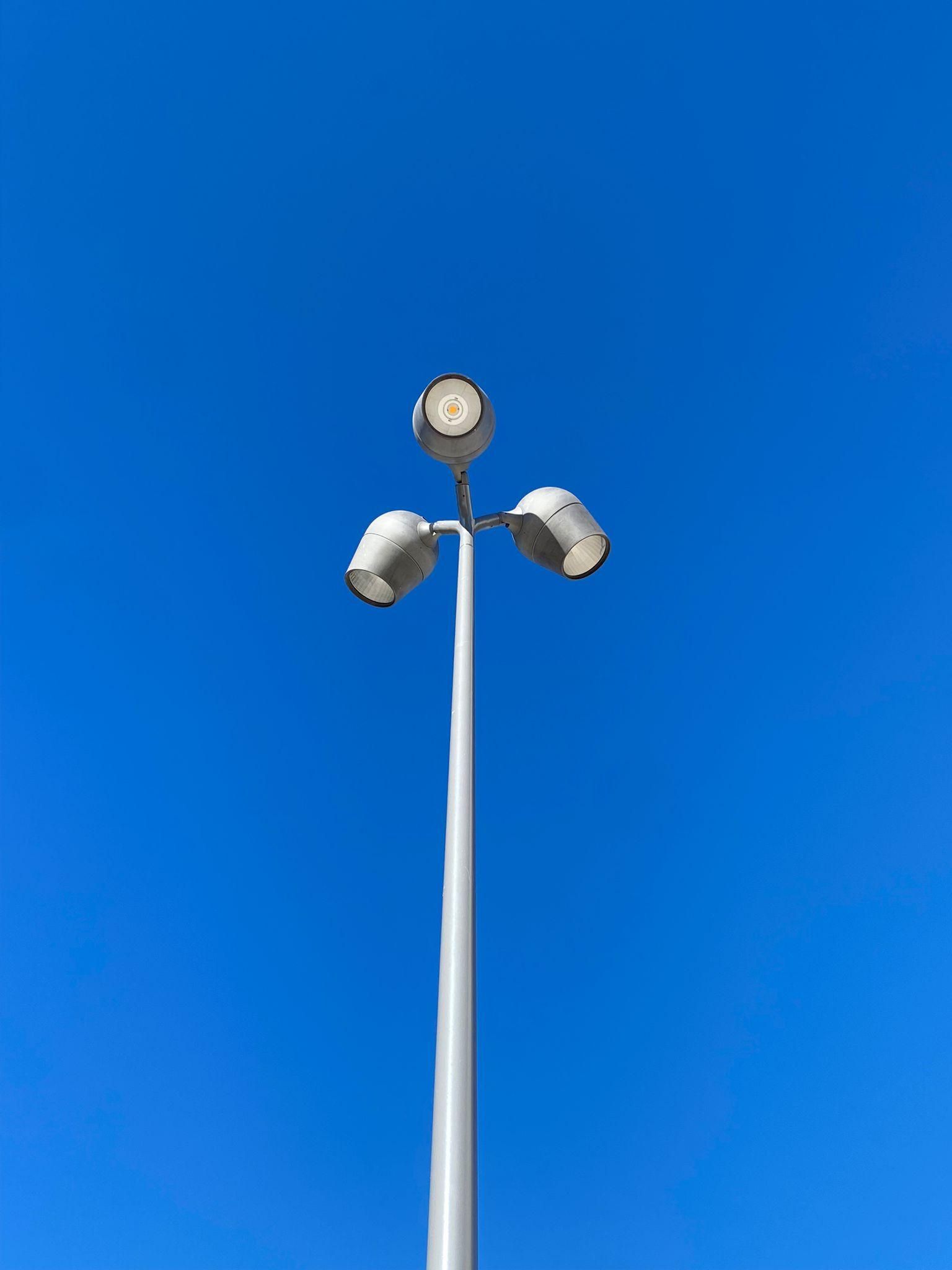 Farolas del diseño del nuevo parque