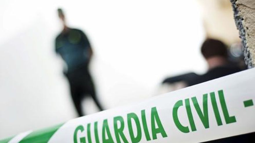 La Guardia Civil detiene al dueño de un bazar en Gran Canaria por vender drogas en el local