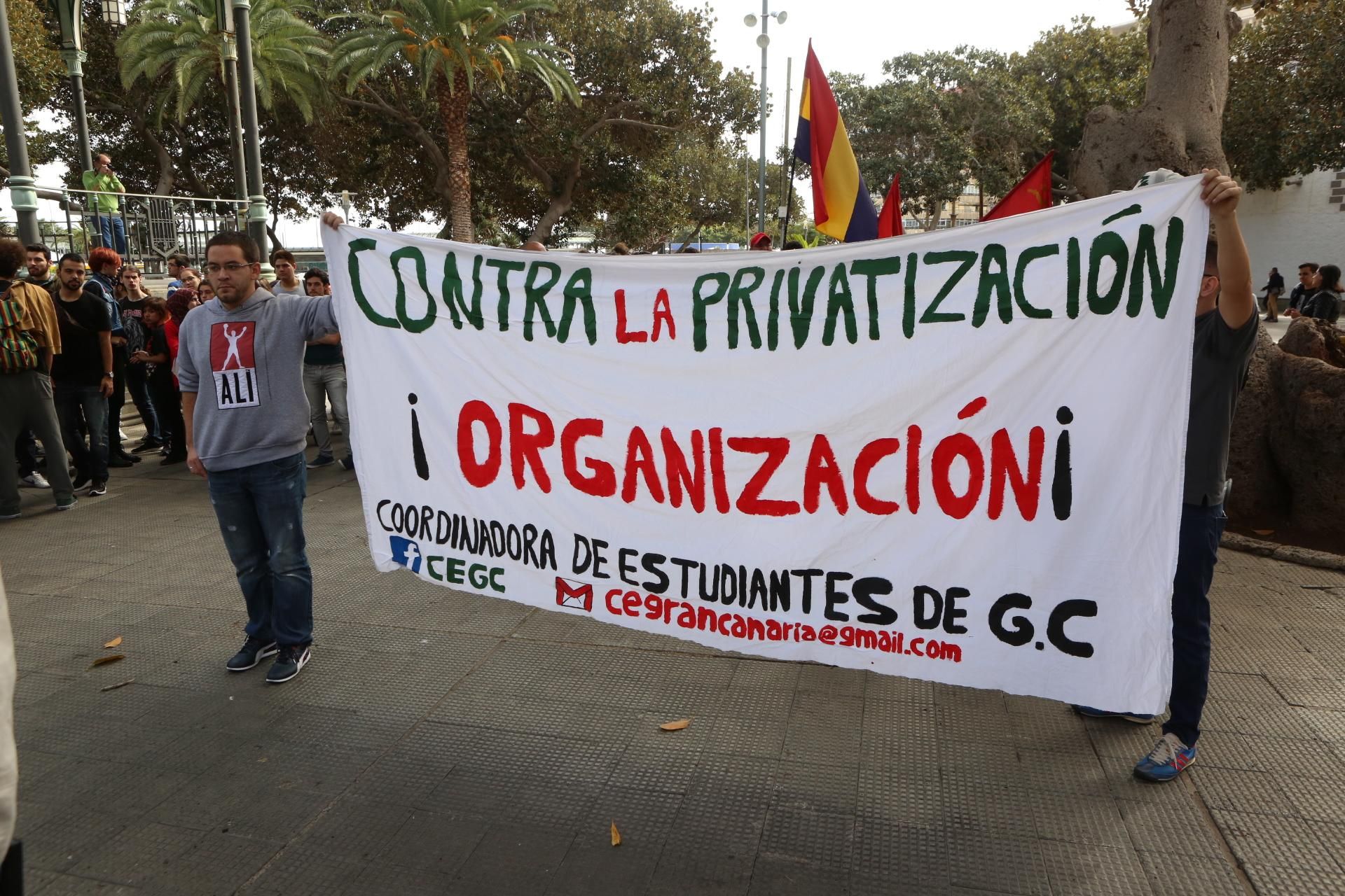 Manifestación de estudiantes en Las Palmas de Gran Canaria. (ALEJANDRO RAMOS)