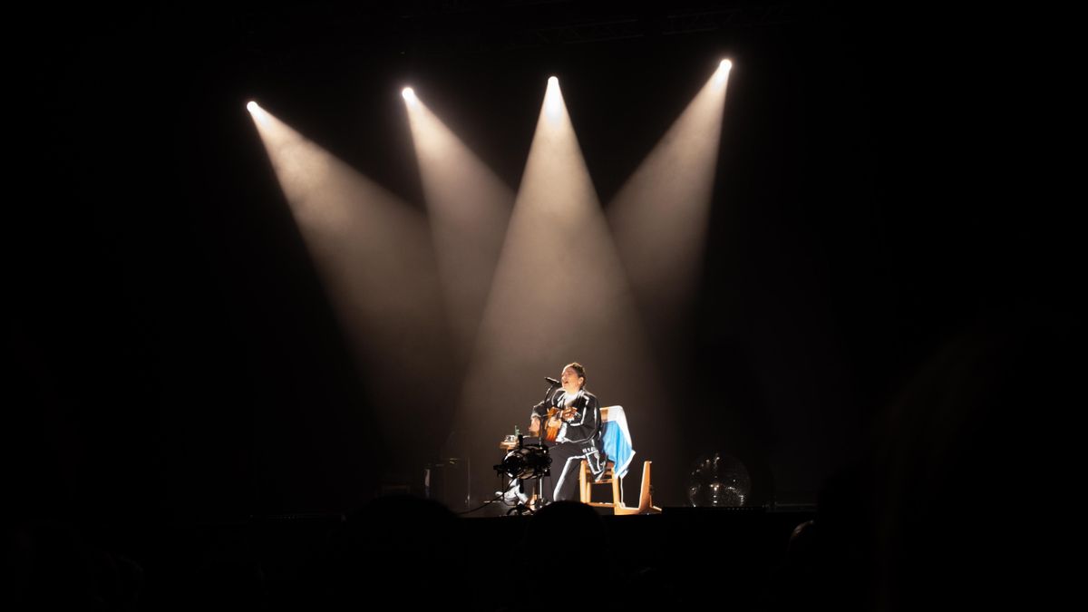 Natalia Lafourcade llenó de raíces el Gran Rex