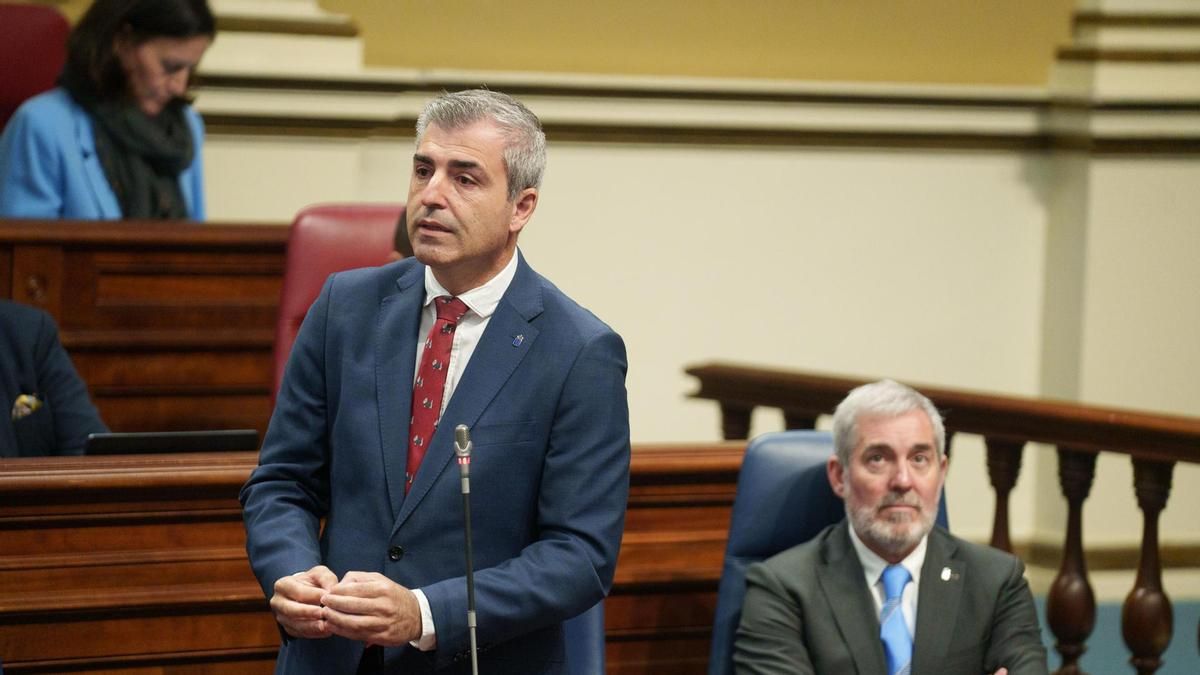 Clavijo pide más diplomacia ante la crisis migratoria en Ceuta mientras su vicepresidente (PP) carga contra Sánchez
