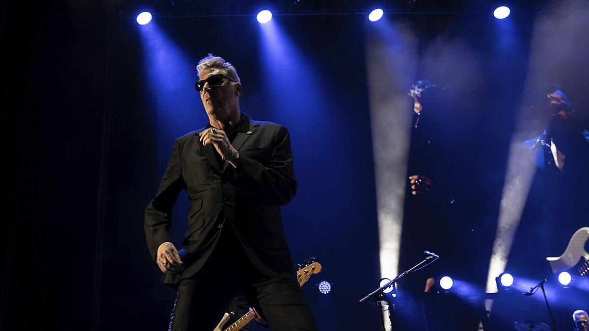 El concierto de Loquillo en el 45º Festival de la Guitarra de Córdoba, en imágenes