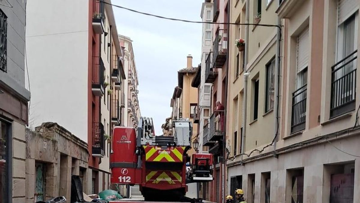 Desalojan un edificio en el casco antiguo de Logroño ante un posible riesgo de nuevos colapsos