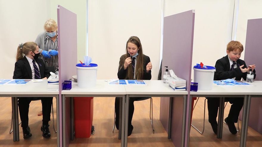 Los gobiernos europeos recurren a test gratuitos y masivos para la vuelta al colegio