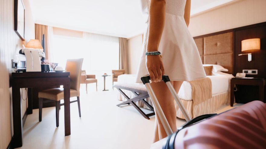 Portada Reportaje 2 - ESPECIAL - Gobierno de Baleares | Un sector turístico más sano es posible y así es como lo hacen las Baleares