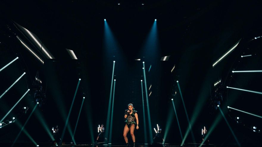 Alessandra (Noruega) en su primer ensayo en Eurovisión 2023