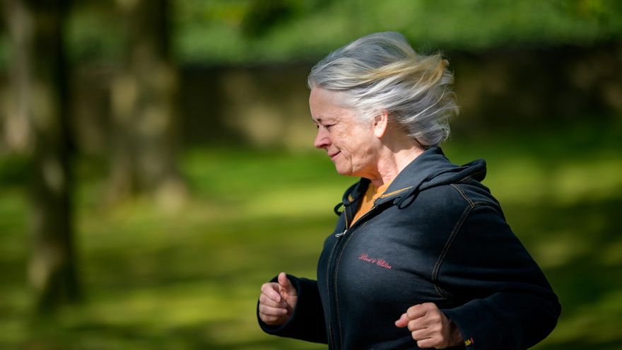 La nutricionista Emilia Gómez explica los pequeños cambios en la dieta que pueden ayudar con los síntomas de la menopausia