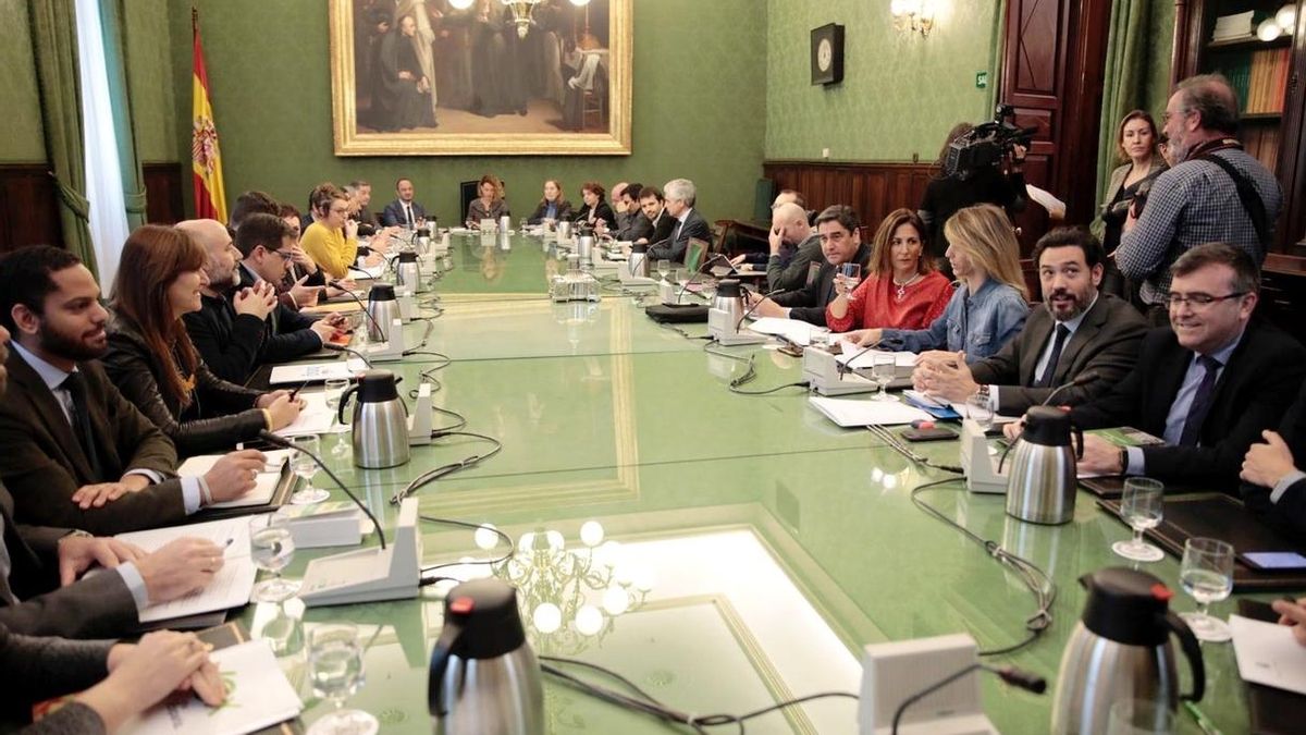 El Congreso no cambia sus plenos, pero permitirá preguntar al Gobierno sobre los Consejos de Ministros de la víspera