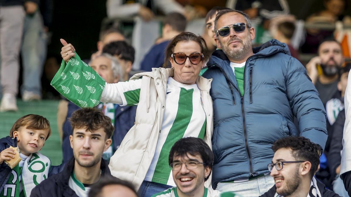 Grada Blanquiverde del Córdoba CF - SD Eibar