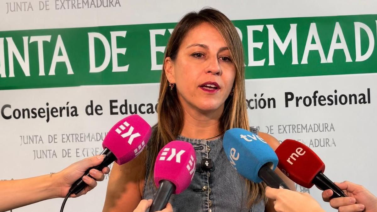 Transportistas denuncian que la Junta ha adjudicado sin concurso público 265 rutas escolares y exigen transparencia