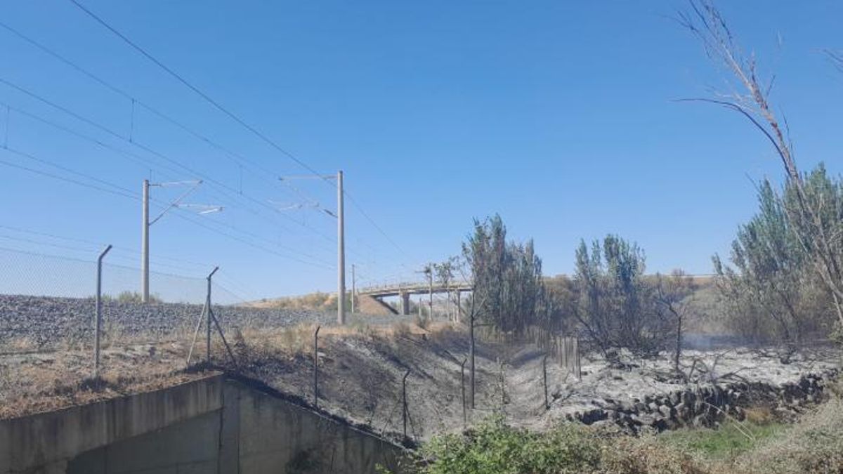 Požar med Toledom in Ciudad Realom ponovno prekinil storitve AVE med Madridom in Andaluzijo