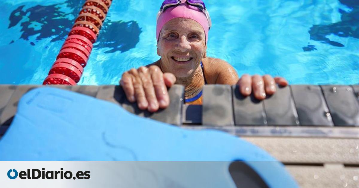 La canaria Mercedes Rodríguez, la primera mujer con más de 80 años en completar los 1.500 metros libres