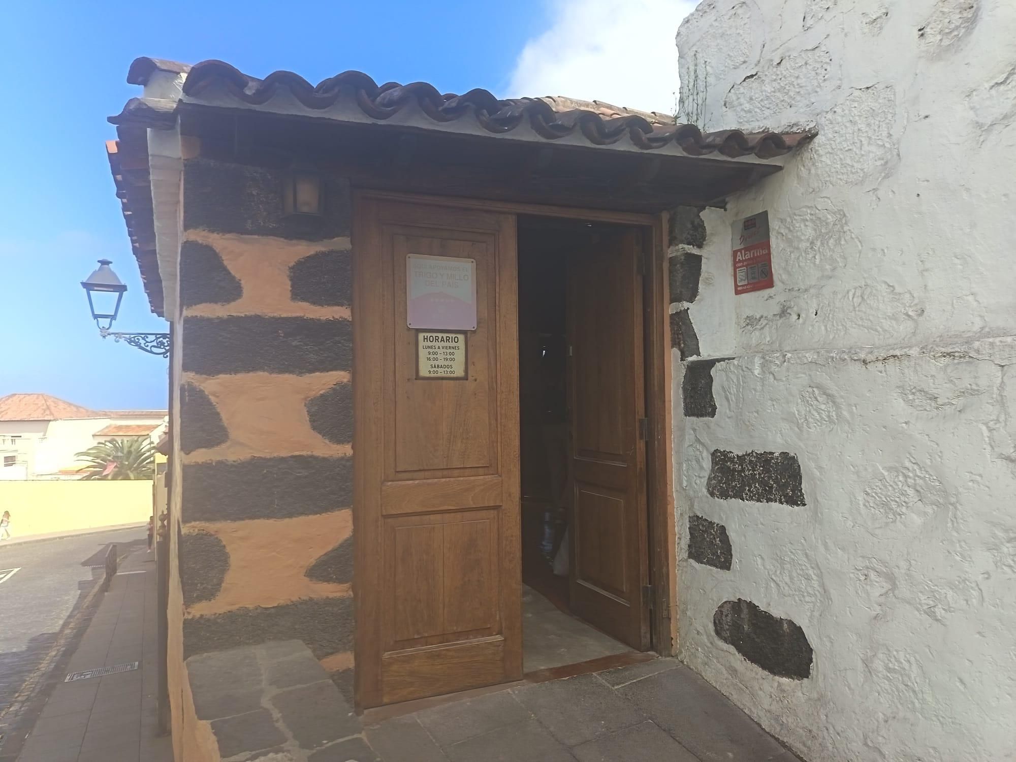 Entrada al mostrador y parte principal del molino de Chano. Álvaro Morales