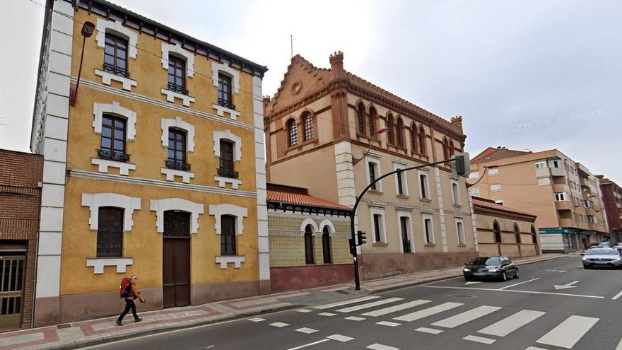 El Ayuntamiento de San Andrés se hizo con la antigua fábrica de Araú hace 26 años para darle un "uso público"