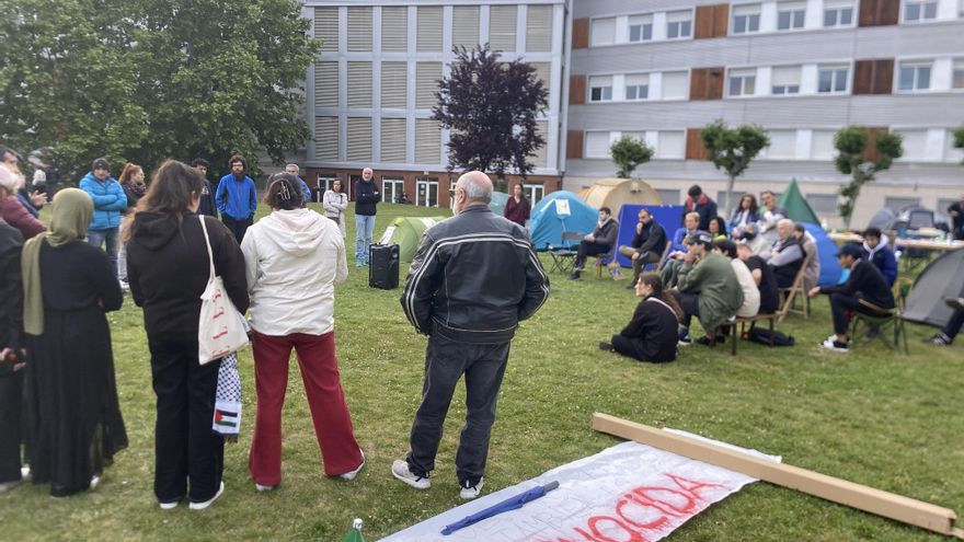 La acampada por el pueblo palestino se asienta en la Universidad de La Rioja: "Está saliendo la rabia de los estudiantes y da fuerza y esperanza"