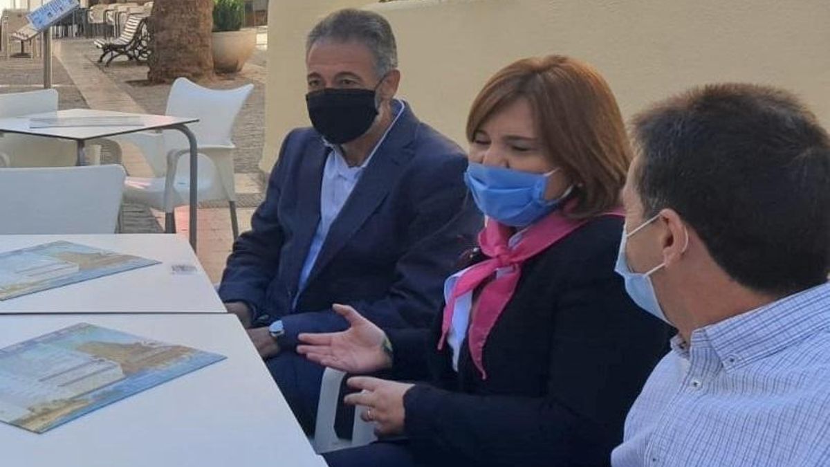 Isabel Bonig ha vuelto a rechazar la reversión pública del Hospital de Torrevieja.