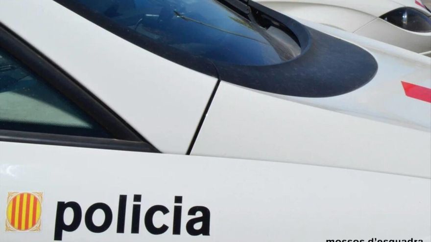 Detenidos cuatro mossos por presunto robo con fuerza, soborno y revelación de secretos