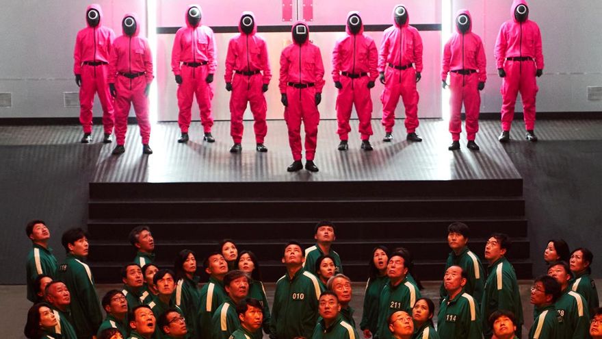 'El juego del calamar' y su fórmula de éxito, a la estela de otras series distópicas de Netflix