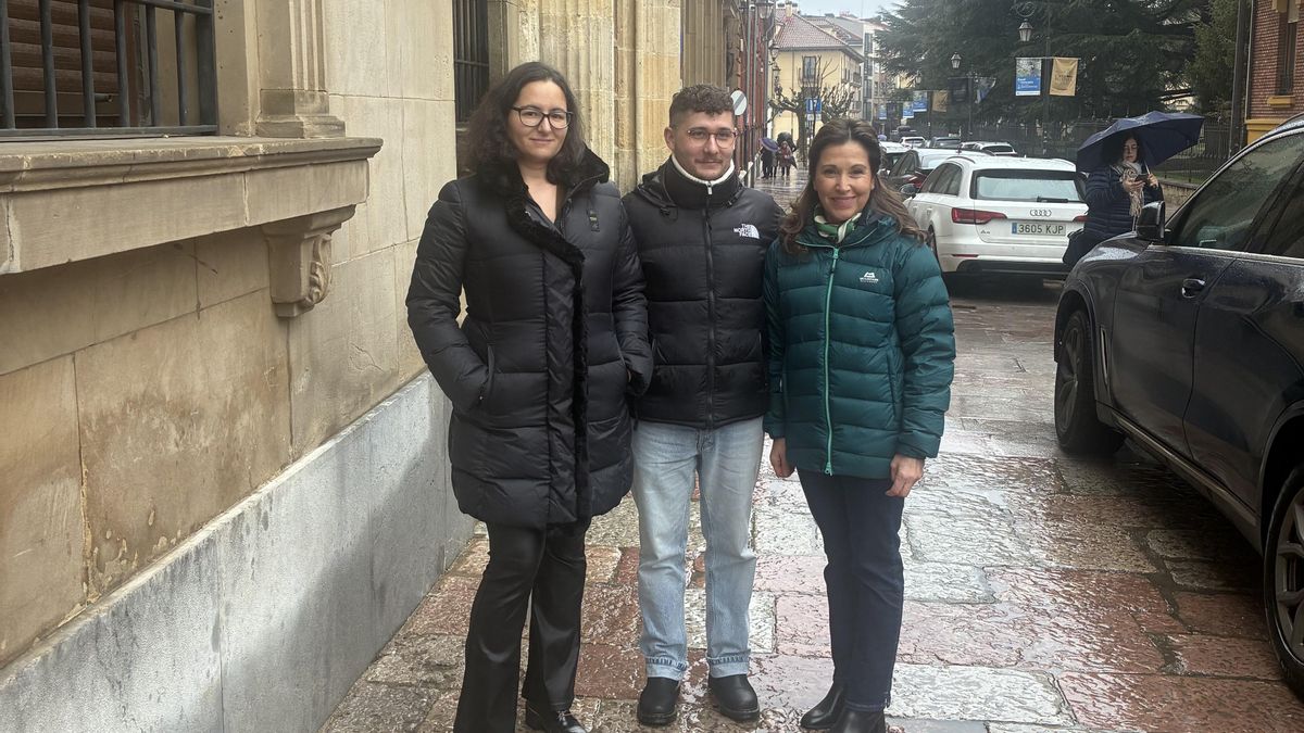 Sergio Carro encabeza la lista de la coalición de IU por la provincia de León