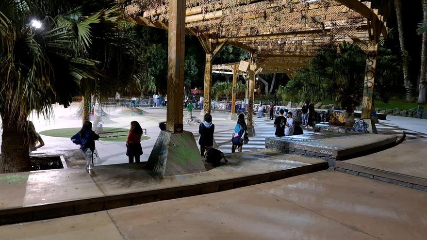 La zona del 'skate' del parque de La Granja en Santa Cruz