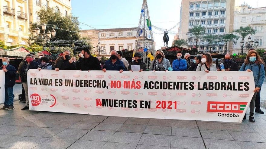 Los sindicatos exigen "más investigación" de los accidentes laborales y "mayor control"