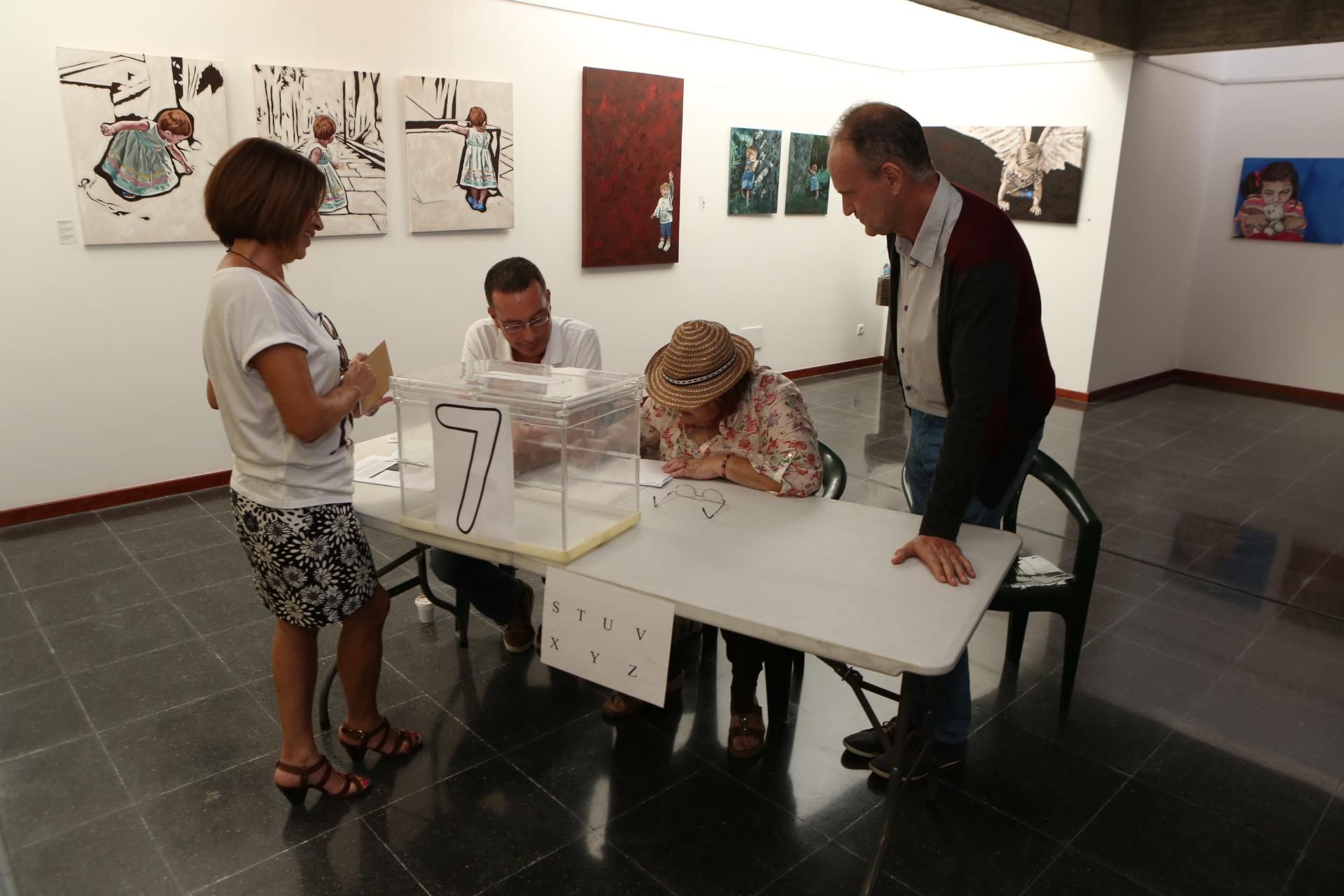 Votación en La Isleta (ALEJANDRO RAMOS)