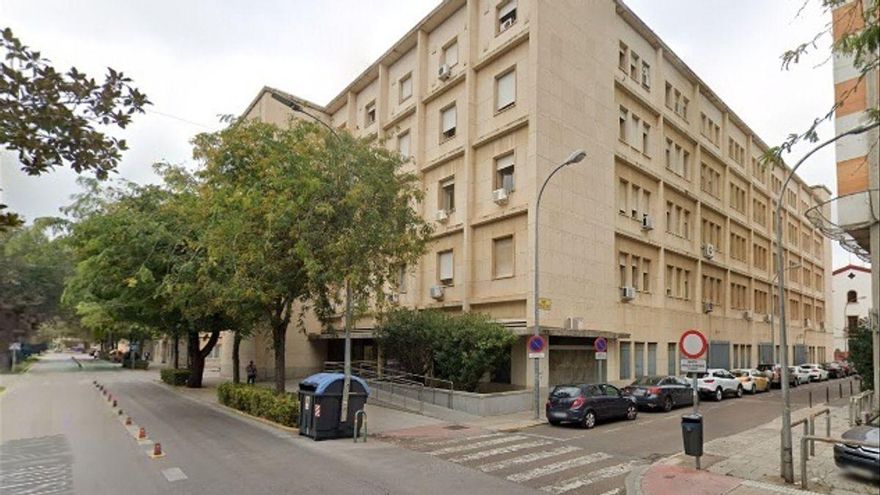 Piden 21 años de cárcel para un acusado de agresión sexual sobre 2 hijas menores de su pareja