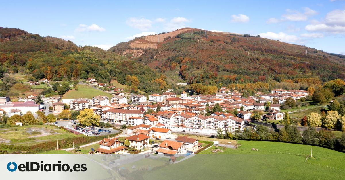 El bonito pueblo del norte que tiene un puente medieval, una iglesia gótica y una Vía Verde que une Gipuzkoa y Navarra