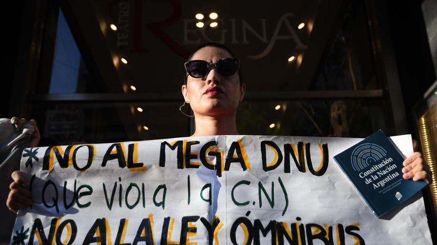 Marcharon en CABA en defensa del Fondo Nacional de las Artes y el Instituto del Teatro