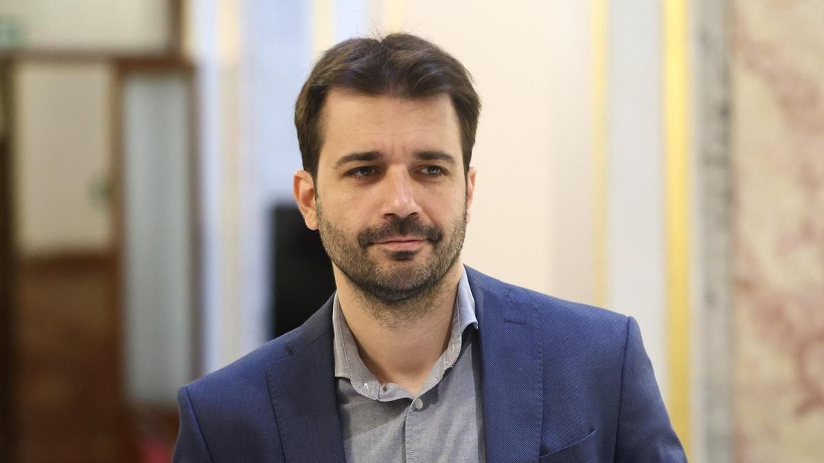 Sánchez Serna deja la dirección de Podemos en Murcia y propone a Víctor Egío para que le sustituya