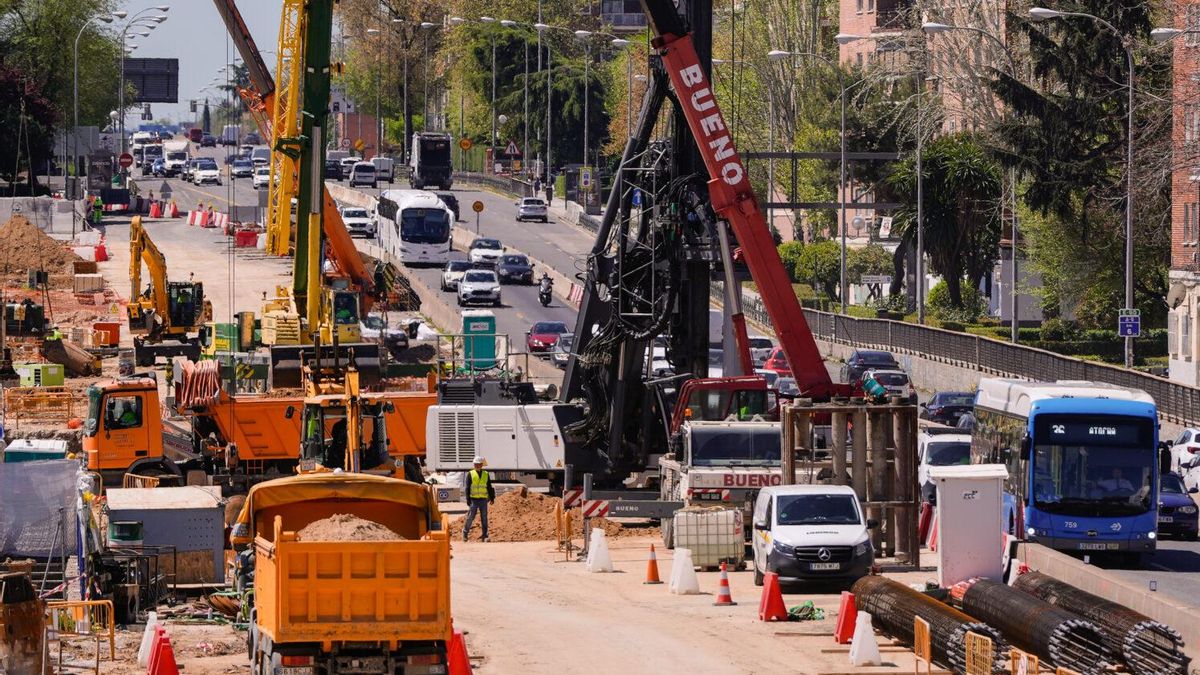 Obras de la A-5 el pasado mes de abril