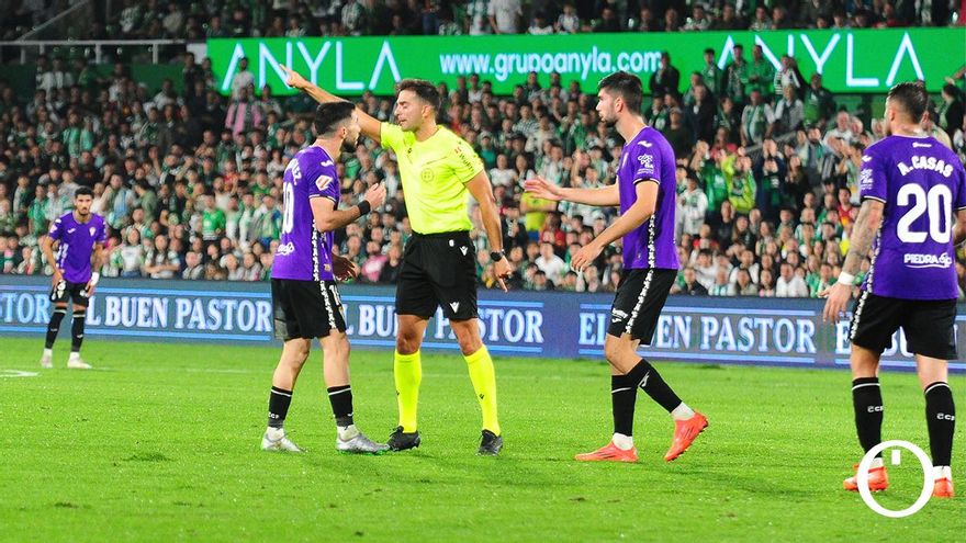 El primer árbitro denunciado por lo penal dirigirá el próximo partido del Córdoba CF